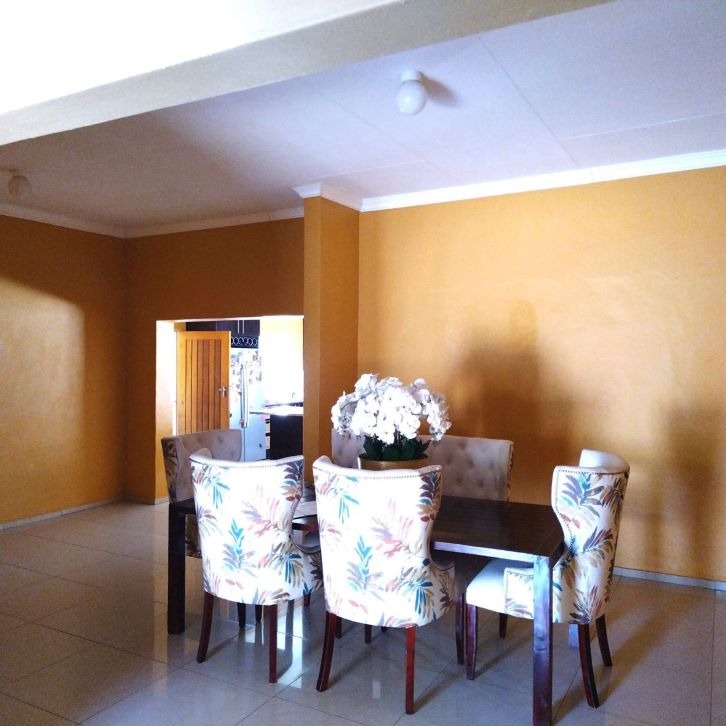 9 Bedroom Property for Sale in Fauna Park Free State